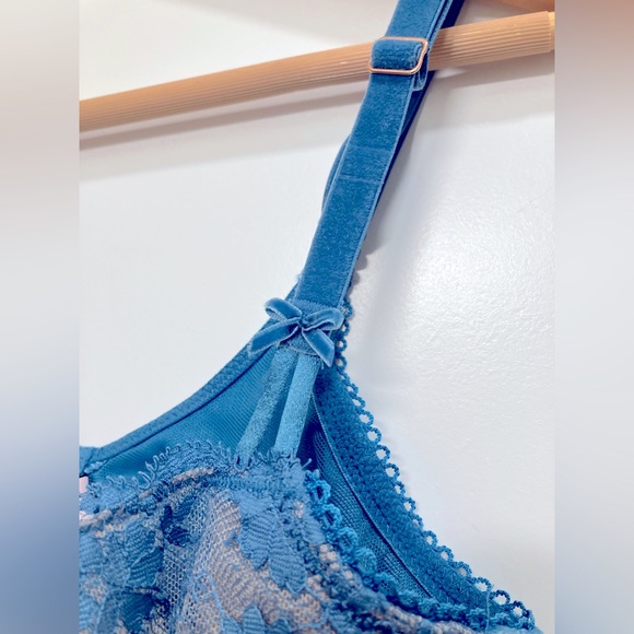 Victoria’s Secret Dream Angels Push-Up (No Padding) Bra – 34DD Blue Velvet 💙 - Picture 3 of 8